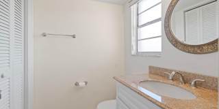 2515 Northeast 2nd Court Gallery 5