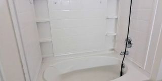 Room in 3 Bedroom Home at Phillips St Gallery 26