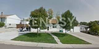5 Bed 2 Bath | Denver Home Gallery 22