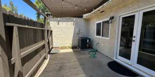 Light-Filled 3-Bedroom Home in Desirable Agoura Hills Community Gallery 10