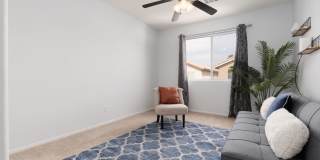 Fully furnished home with pool Gallery 21