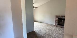 Beautiful 3 Bed, 2 Bath Home in Prime Location Beautiful 3 Bed, 2 Bath Home in Prime Location Gallery 19