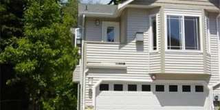 2 bedroom, 2 bath Townhome in North Seattle. Gallery 1