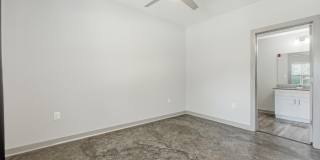 782 Riverfront Parkway Gallery 9