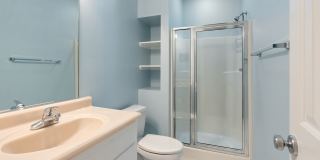 Beautiful Southern Village townhome - Furnished - Mid / Long Term lease options Gallery 34