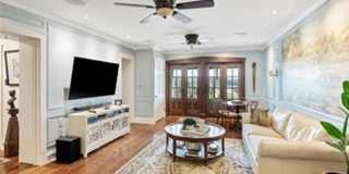 Beautiful 2 bedroom/ 2 bathroom apartment located right on Historic Main Street in St. Charles. Beautiful 2 bedroom/ 2 bathroom apartment located right on Historic Main Street in St. Charles. Gallery 16