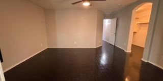 1945 E Aloe Place Gallery 28