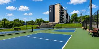 Ruxton Towers Apartments Gallery 32