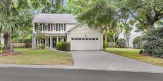Coastal Convenience in the Heart of Mount Pleasant Gallery 1