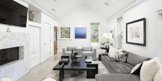 533 W Francis Street Gallery 1