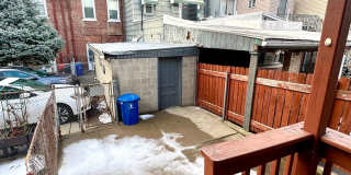 Updated 2 Bed, 1 Bath Home - Convenient Location, Walkable Neighborhood - Available 3/15! Gallery 11