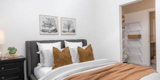 Londin Crossing Gallery 9