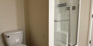 Keep Cool in this Air Conditioned Home in Gated Community! Gallery 12