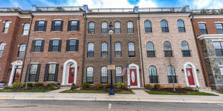 Luxury Townhome with Stunning Views and Prime Location For Sale or For Rent near National Harbor Gallery 1