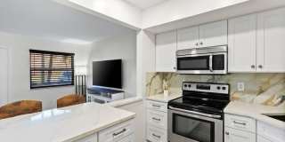 2319 Tamarind Drive Gallery 15