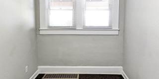 PRELEASING for AUGUST! Close to Campus; In-Unit Washer and Dryer Gallery 21