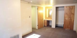 640 1/2 South Meldrum Gallery 6
