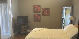 332 River Street Gallery 20