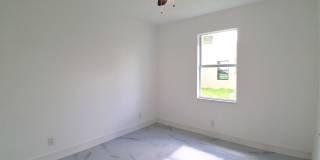 1523 Northeast 19th Avenue Gallery 17