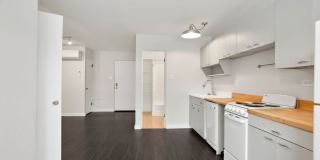 Boutique Living Steps from Highlands Square Gallery 8
