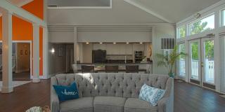 Island Club Gallery 31