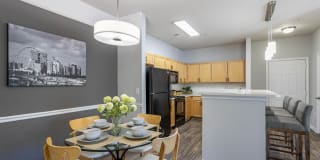 Breakers Point Apartments Gallery 1