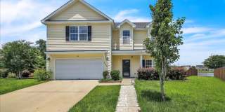 Spacious 4 Bed, 2.5 Bath in White Oak Gallery 1