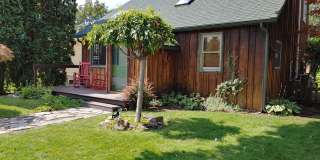 Fully Furnished Executive Sander's Beach Rental Gallery 4