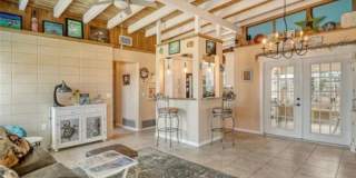 Charming 3BR House in Venice Gallery 1