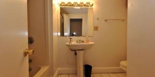 Large 4 Bedroom Available 09/01/26 Gallery 9