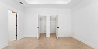 4521 22nd Place Gallery 21
