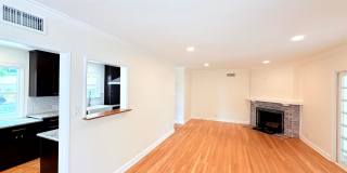 Fantastic 3 bed - 2 bath Home with backyard in North Hills Gallery 10