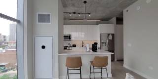 107 W Hubbard St Gallery 2