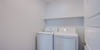 843 Watford Place Gallery 30