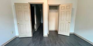 Stunning 6-Bedroom Townhome Steps Away from Temple! Available NOW! RENT SPECIAL - One Month FREE on 13-month lease! Gallery 14