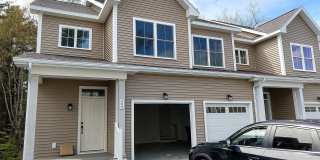 4BD/3.5BA S. Burlington Townhome - Hillside at O'Brien Farm Gallery 1