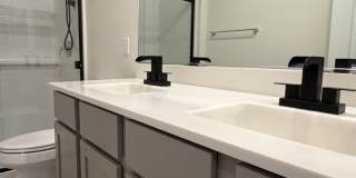 Gorgeous 3 Bedroom 2 Bath with modern upgrades in the home! Gallery 28