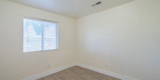 Pet Friendly! 3 Bedroom Single-Level Condo in St. George! Gallery 62