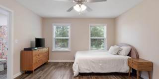 Like New in Heart of Crestview - AVAILABLE IN MAY! Gallery 25