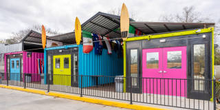 Casata Austin Gallery 88