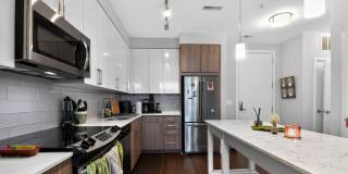 145 RIVERHAVEN Drive Gallery 3