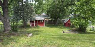 Bright & Spacious 3-Bedroom Home with Large Backyard Gallery 22