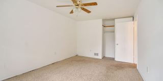 6060 HOLLOW KNOLL Court Gallery 19