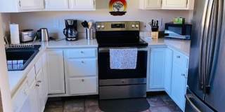 FURNISHED 2-BEDROOM CONDO FOR RENT — SEPTEMBER THROUGH MAY Gallery 1