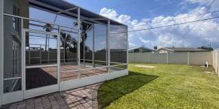 2/2 plus Bonus Room in Ormond By the Sea Gallery 24