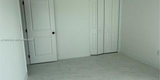 325 NW 11th St Gallery 1