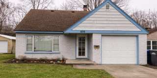 Cozy 2-Bedroom Home In a Peaceful Neighborhood! Gallery 1