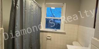 Gorgeous 2 Bedroom Home Available Early July - Great Location! Gallery 9