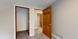 Madison/W.95th neighborhood : 3 bedroom/1 bath single family house available NOW. Gallery 40
