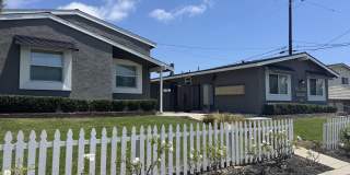 2300 Delaware Street Gallery 21